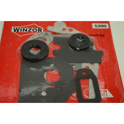 Набор прокладок и сальников к китайским бензопилам 4500/5200